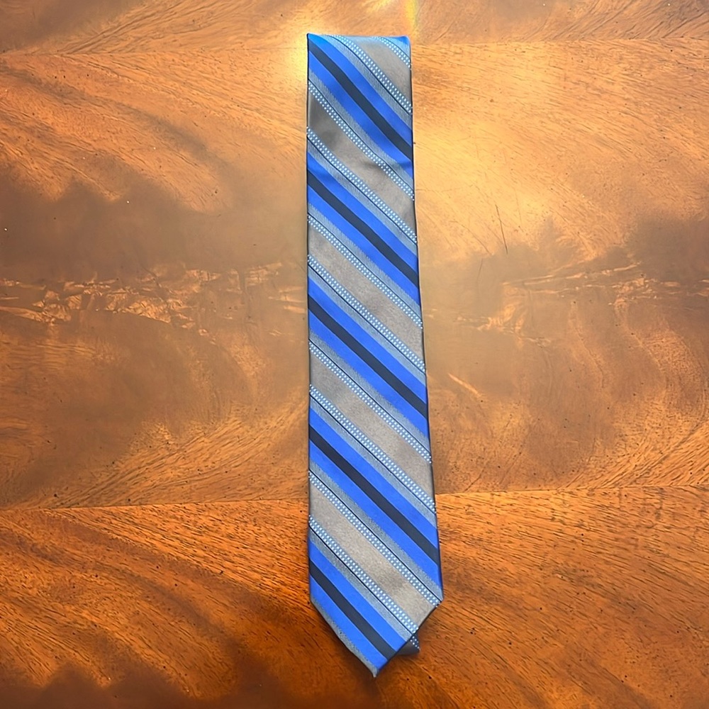 ck Calvin Klein Tie